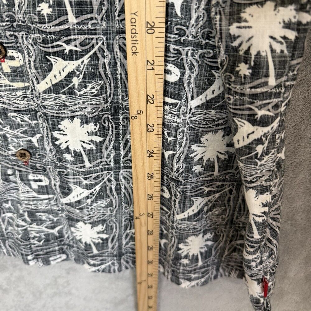Pelagic Fishing Co Men's XL Gray Camp Shirt Fish Print Button Down Reverse Print - Picture 4 of 8